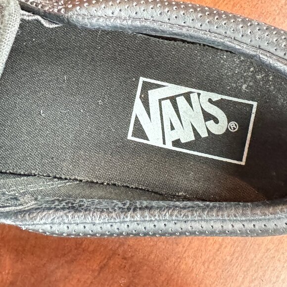 Vans Asher Black Slip-On Sneaker Shoe - Picture 11 of 12